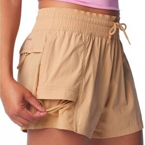 Columbia Women's Tan Boundless Trek Active Shorts 3 inch Omni-Shade New